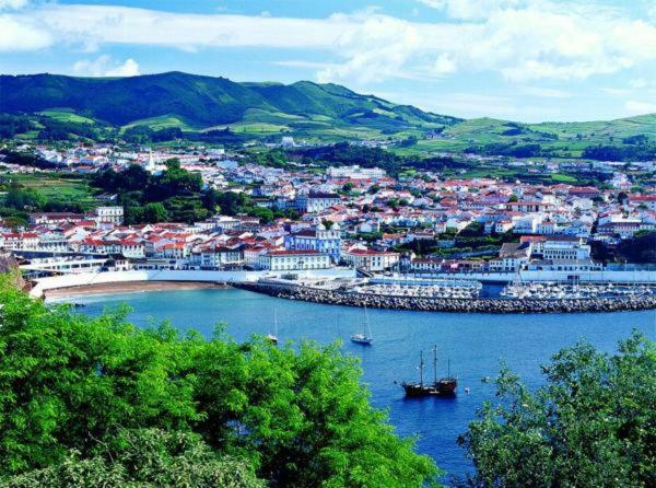 Casa De Hospedes Isaias Angra do Heroísmo Exteriör bild