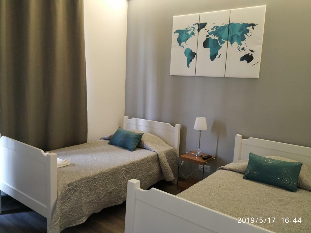 Casa De Hospedes Isaias Angra do Heroísmo Exteriör bild