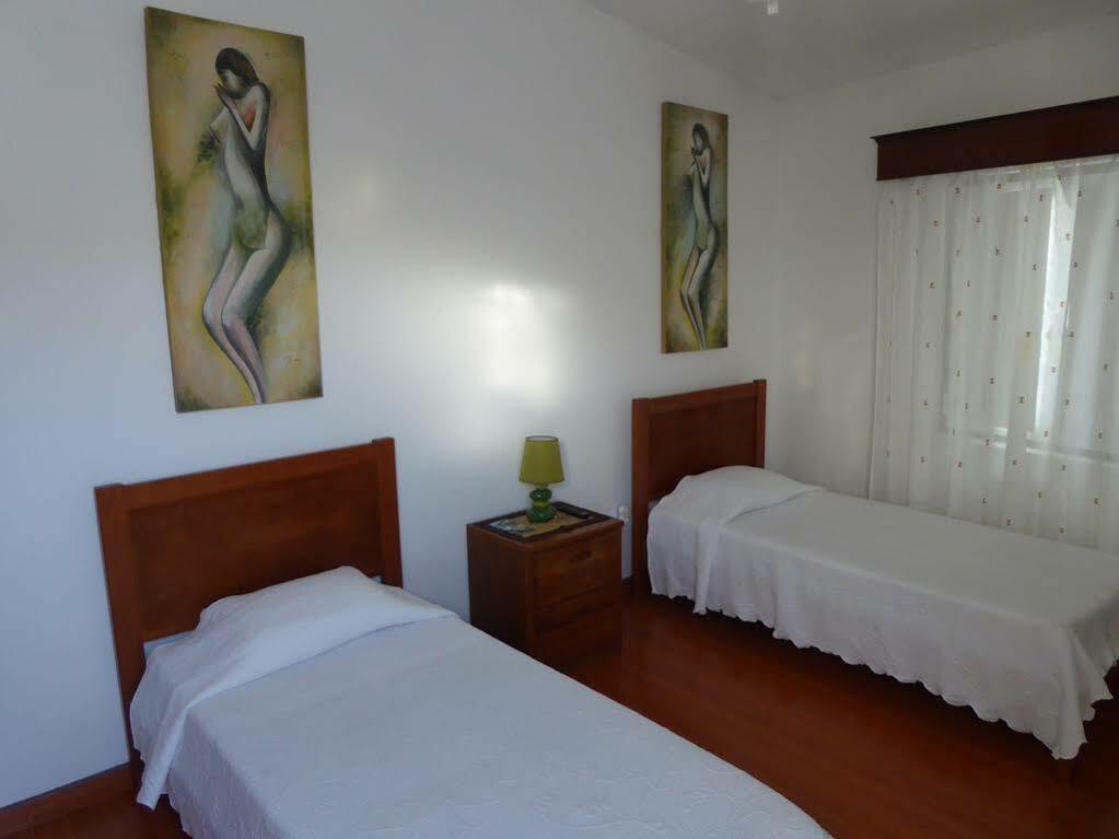 Casa De Hospedes Isaias Angra do Heroísmo Exteriör bild